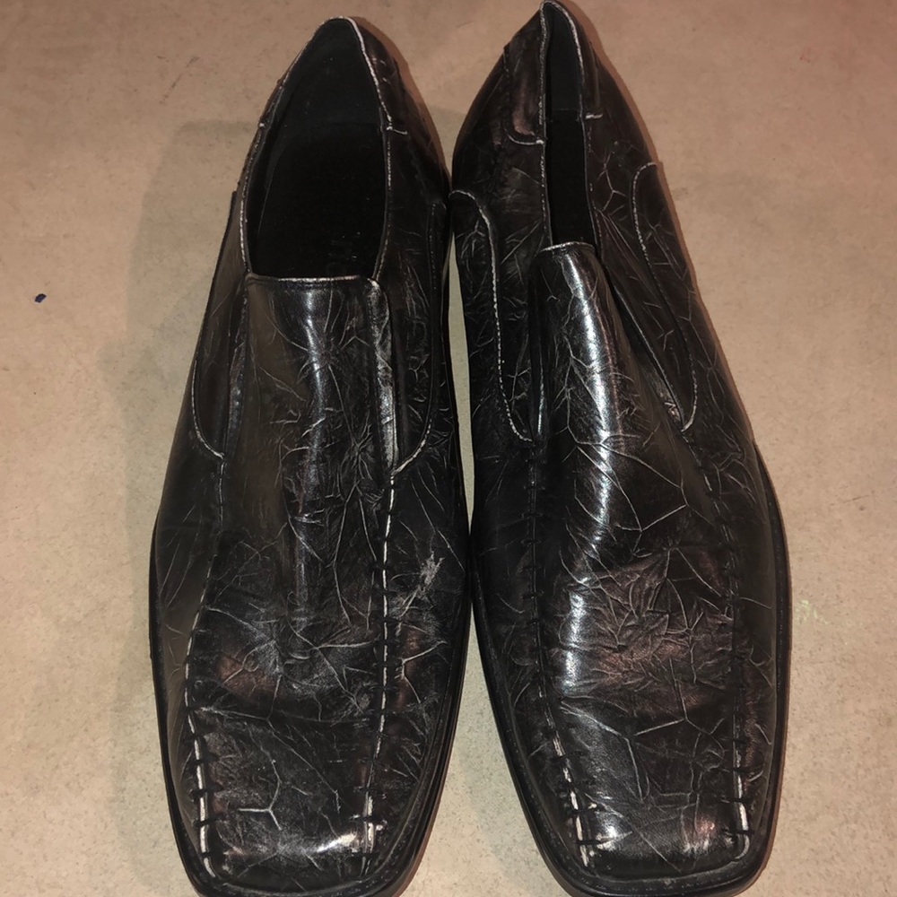 Men’s dress shoes